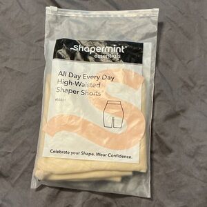 Shapermint Essentials High-Waisted Shaper Shorts - Cream M/L #55021